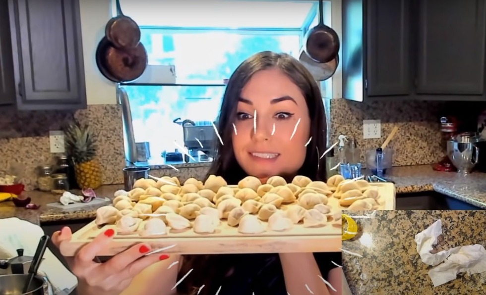Sasha Gray sculs dumplings