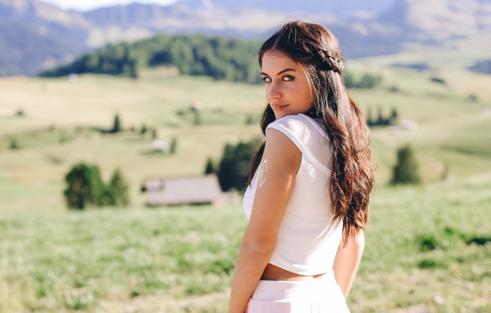 Girls in nature personal