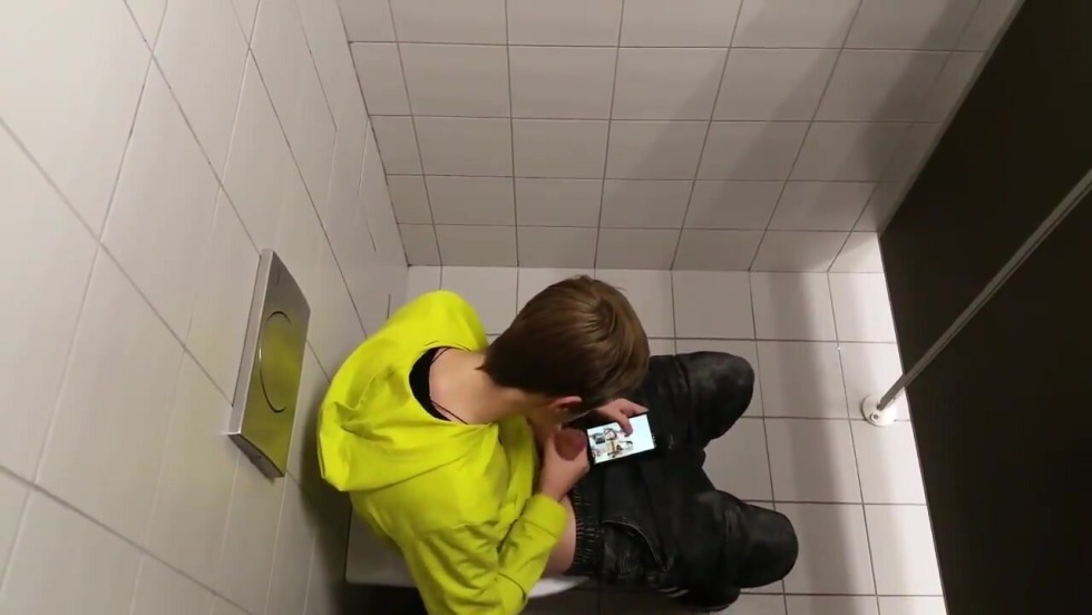 Ellie and Dina The Last of US 2 Bed Scene 18