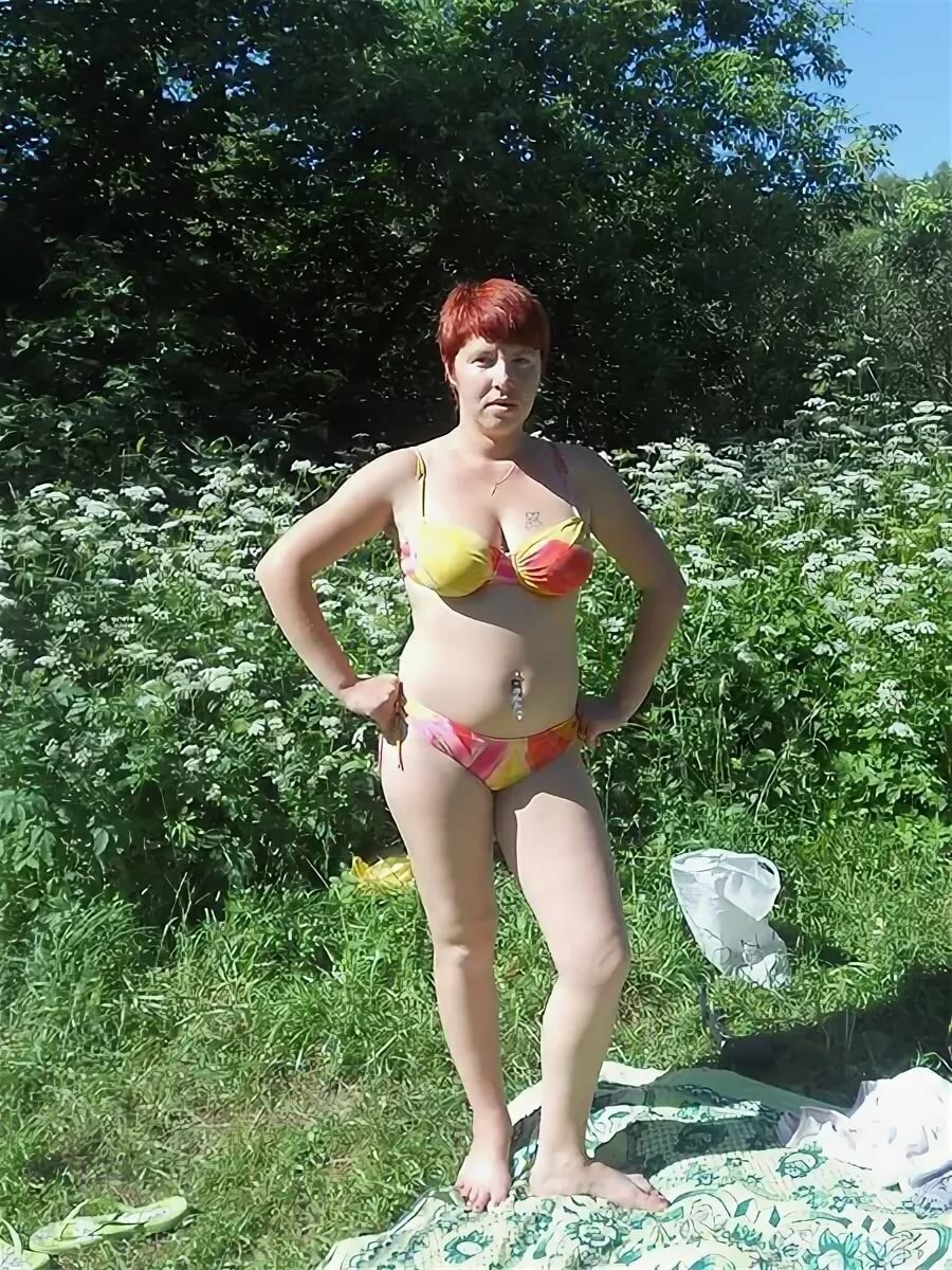 Elderly and old women naked in the country