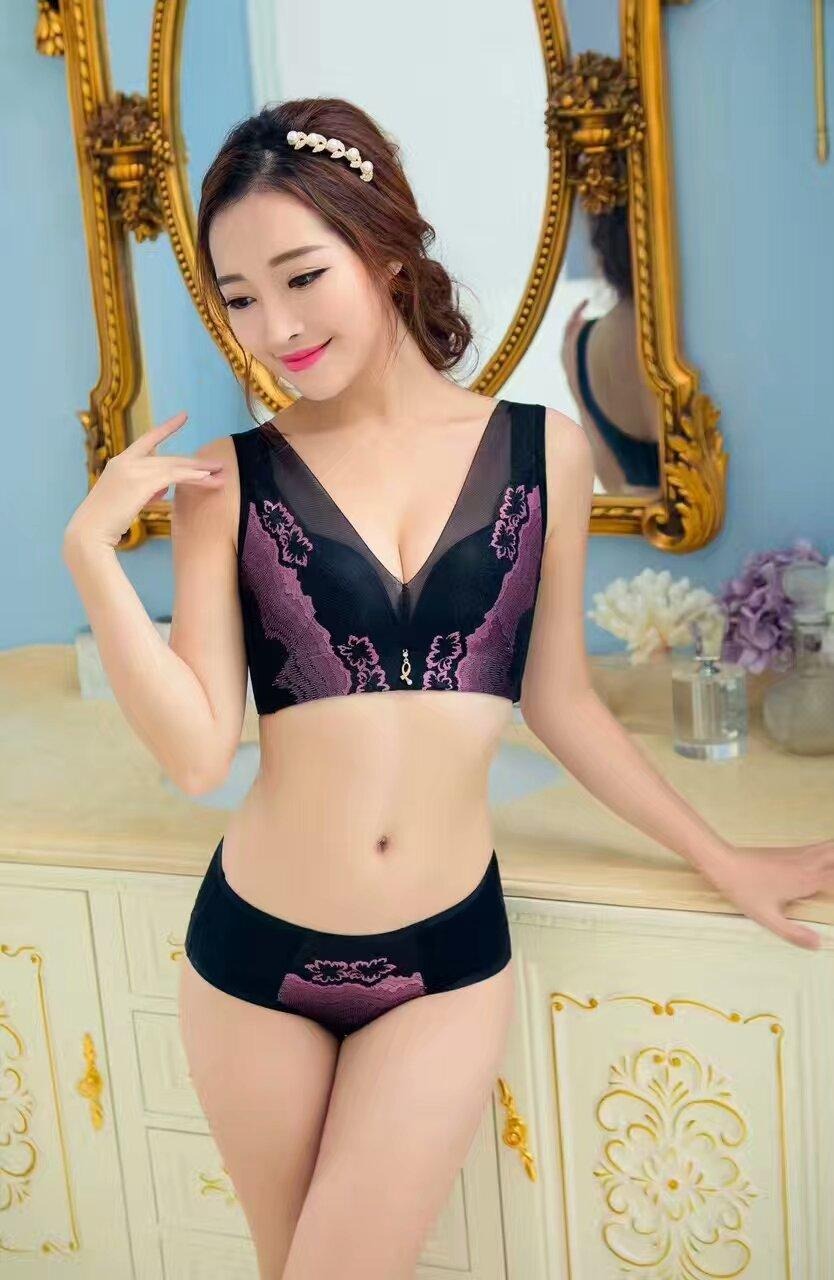 Fat in the house's bra Homemade