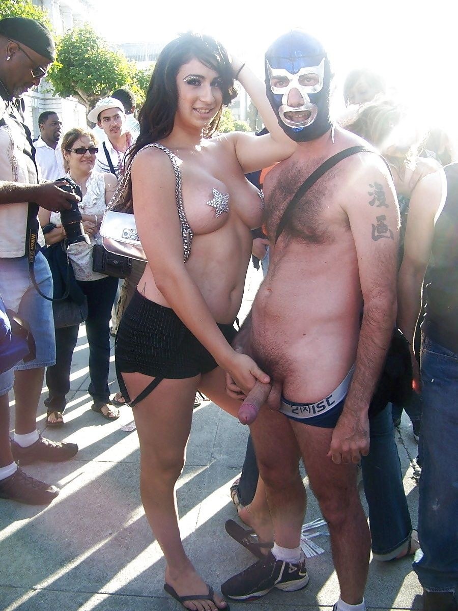 Random erection on the street