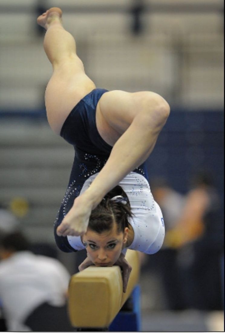 NAKED UKRANIAN GYMNASTS (81 photos)