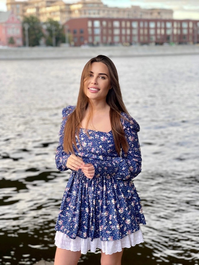 The series "Stripts" Julia Mikhalkova