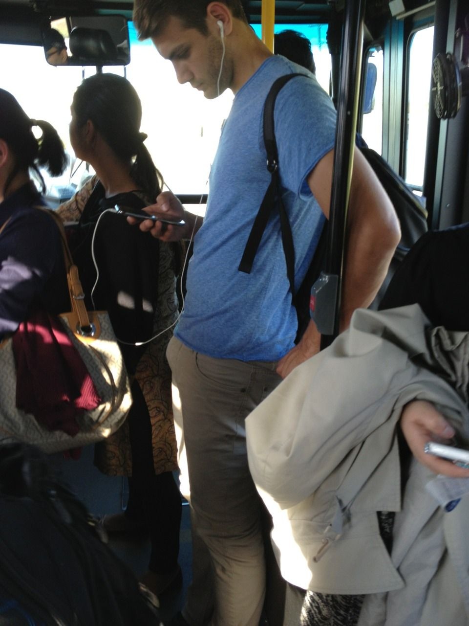 Blowjob in the Vestibule of the Train (79 photos)