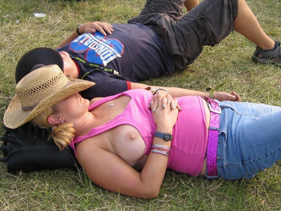 The girl lit up the boobs