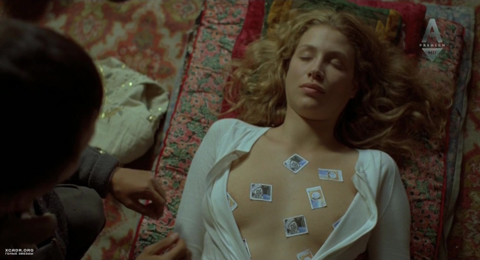 Cinema Kelly Brook Survival Island