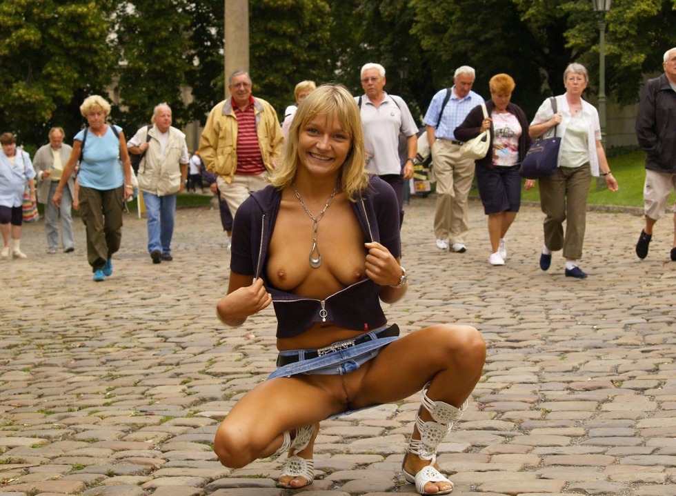 Random exposure in public