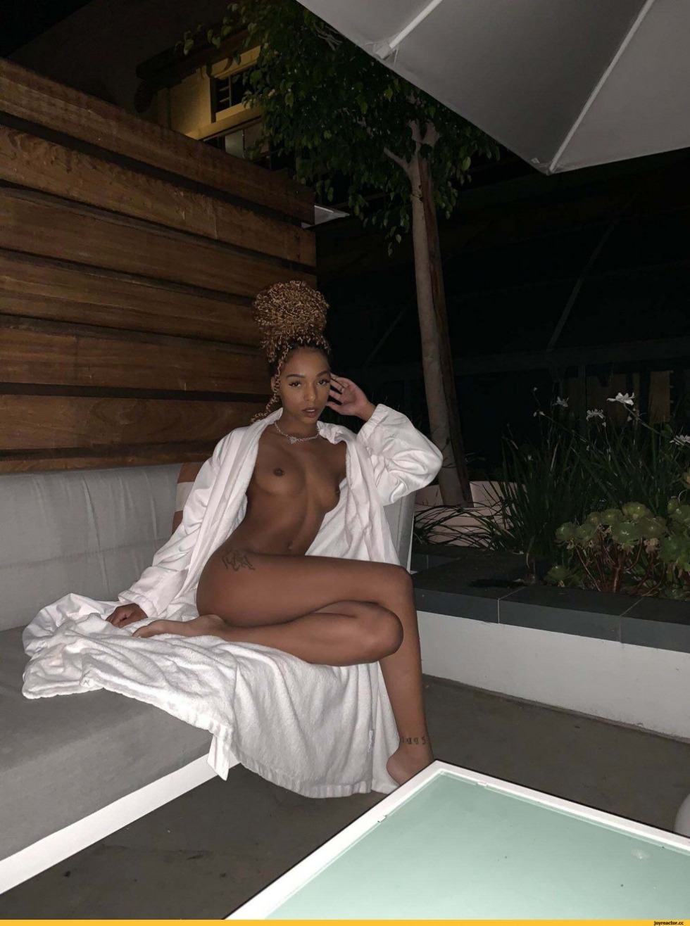 Virginie Ledoyen Scenery Scene