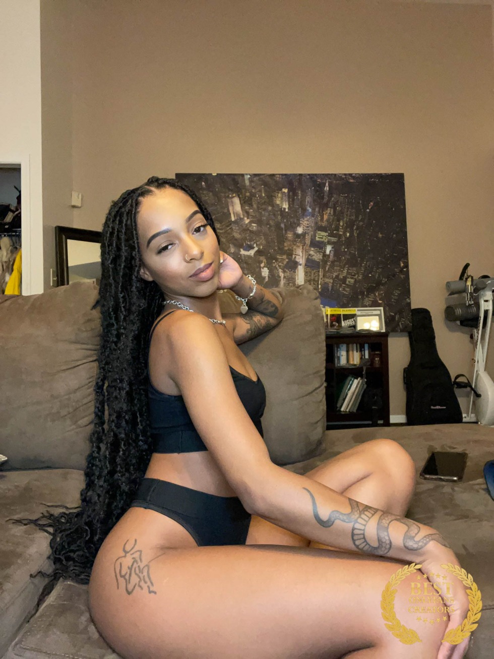 Hippie girl exposure