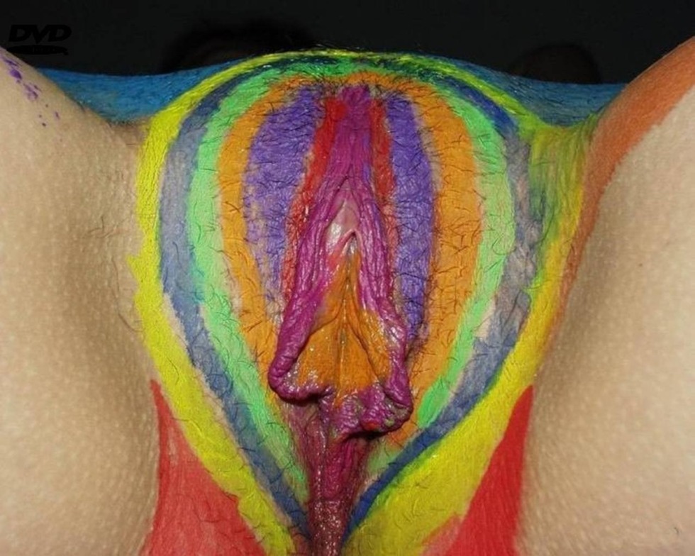 Multi -colored hair on the vagina