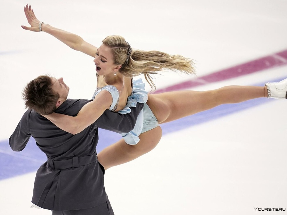 Skater Elizaveta Tuktamysheva Maxim