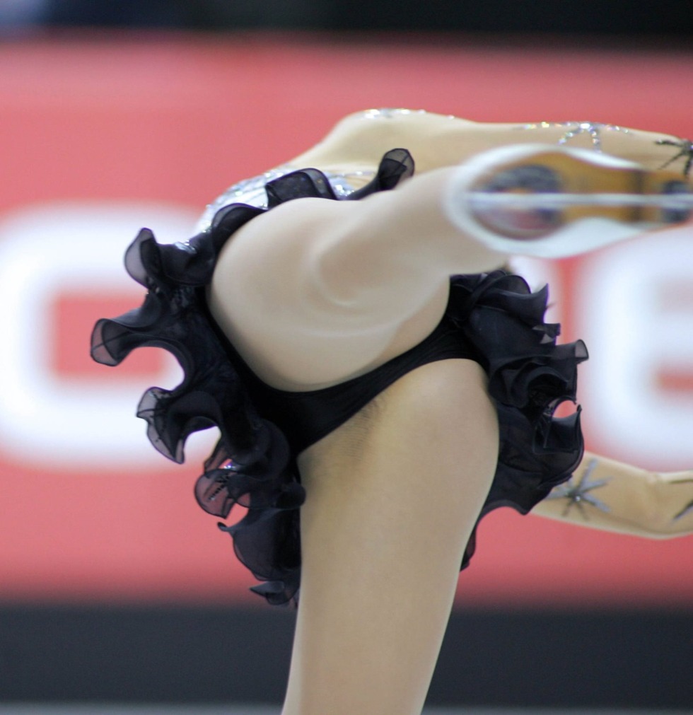 "Interesting" frames of women's sports