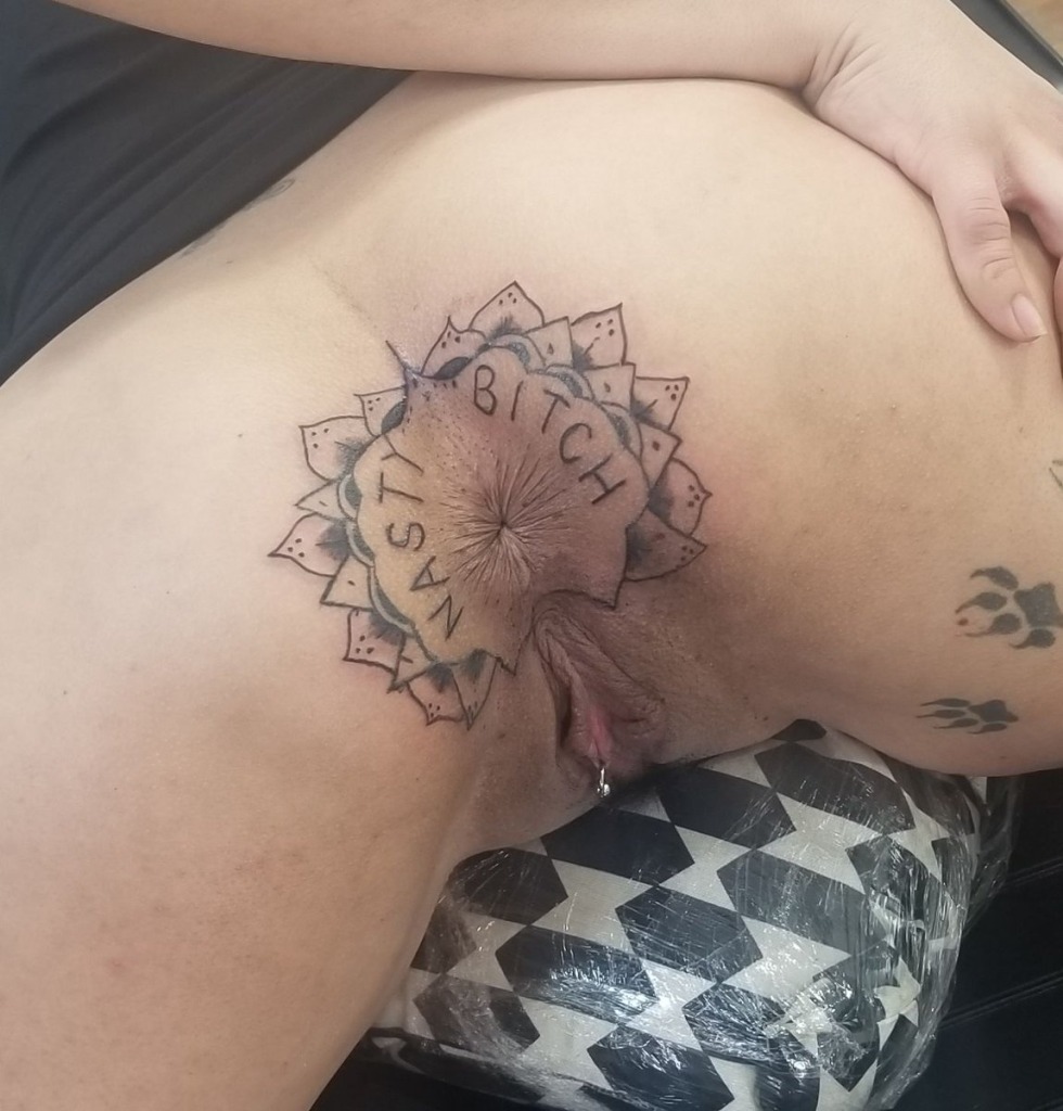 Pornstar with tattoo on the ass