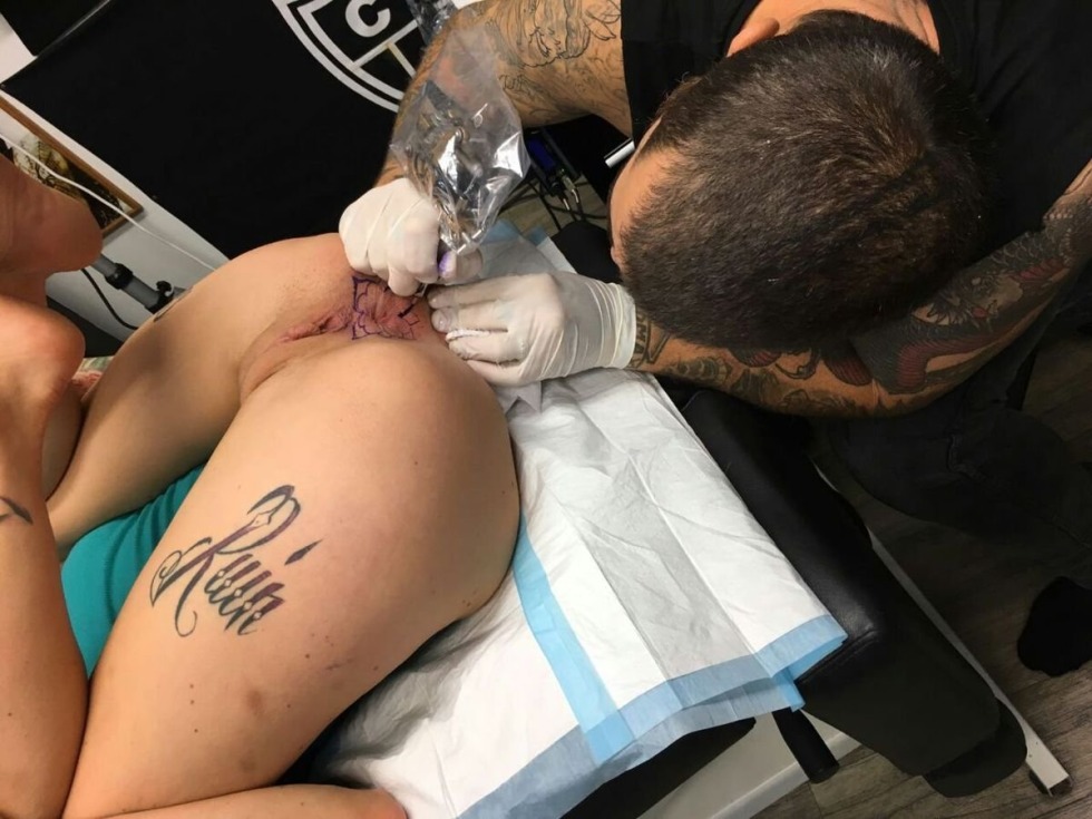 Anal tattoo Anal Lilia
