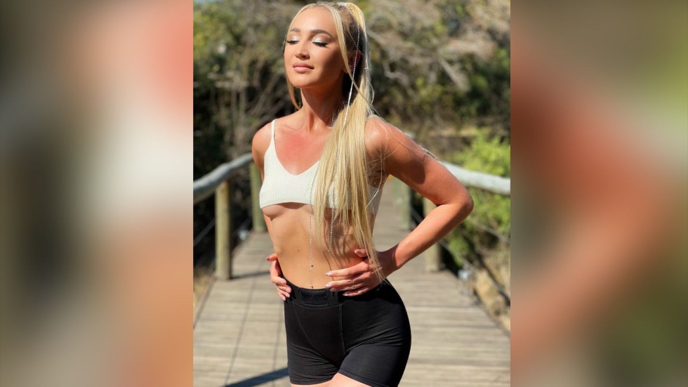 Buzova shocking outfits