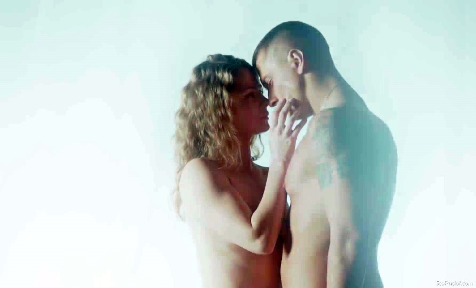 Karina Razumovskaya erotic photos