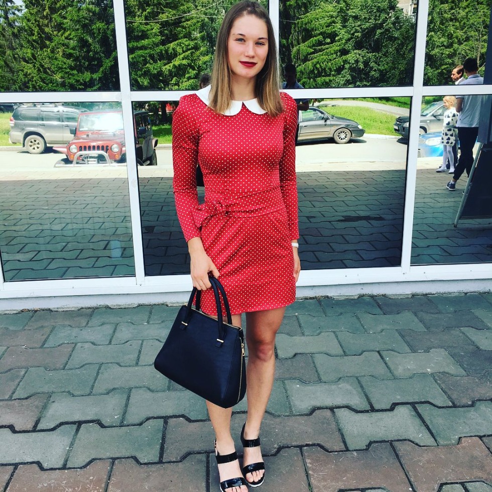 Anastasia Mordvinkova Engels drain