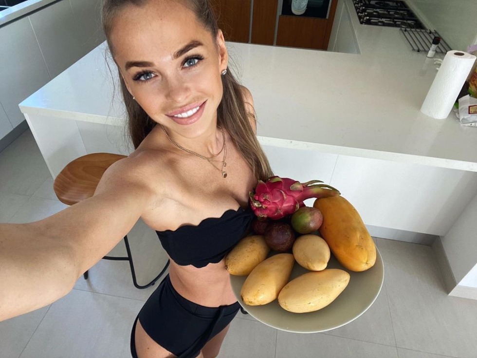 Anna Khilkevich University New hostel in underwear