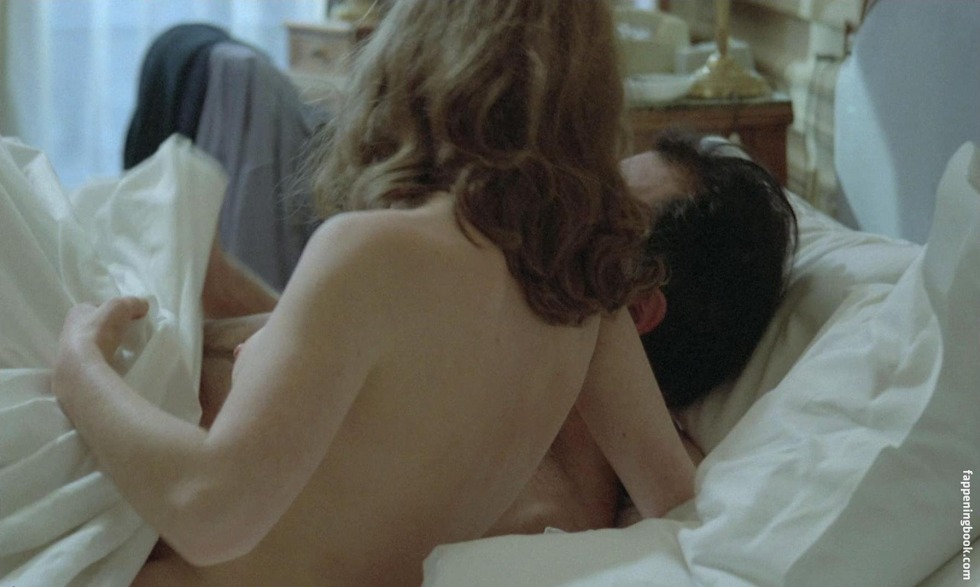 Isabelle Jupper "Eva" Naked 1980