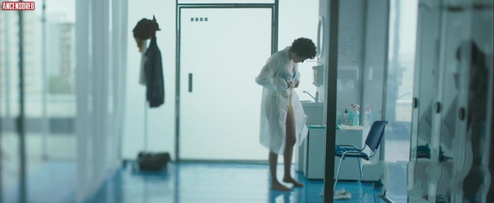 Agnieshka Vlodarchik security guard for her daughter