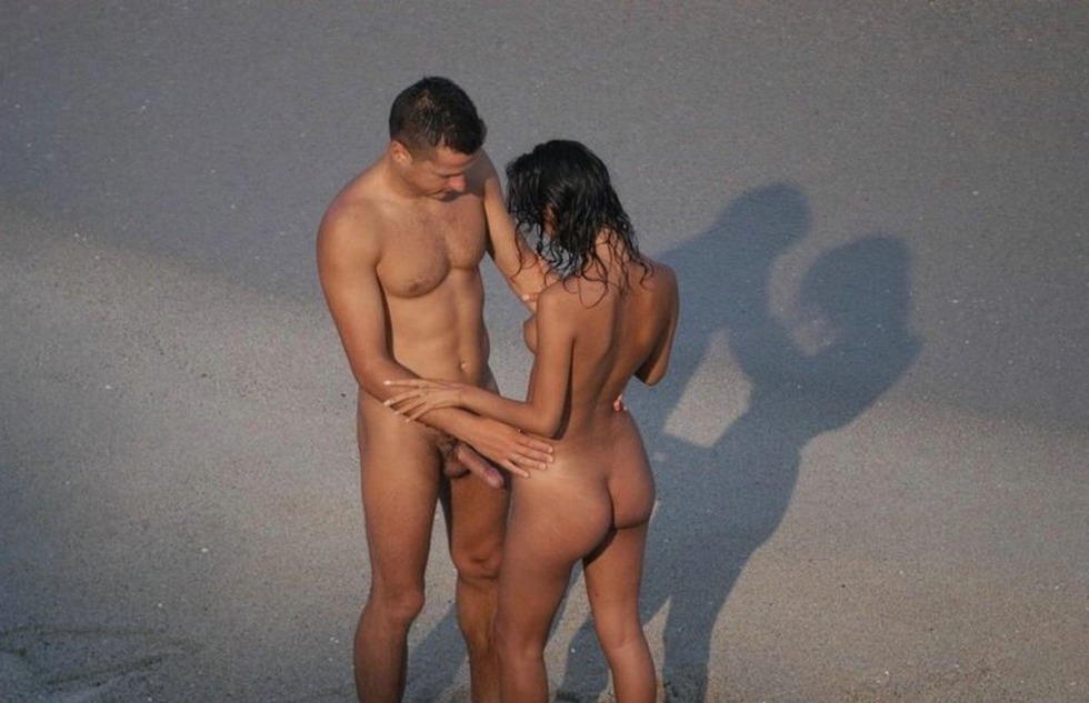 Beautiful naked pairs on the beach