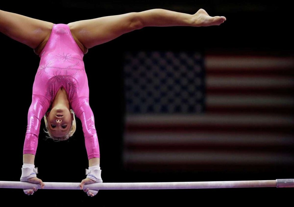 Anna Straleshka rhythmic gymnastics