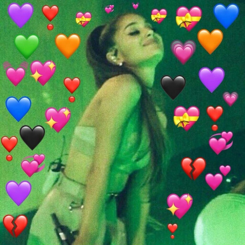 Ariana Grande hearts