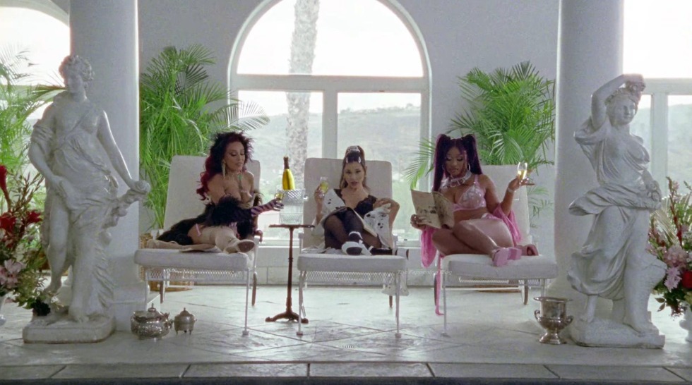 Ariana Grande icloud