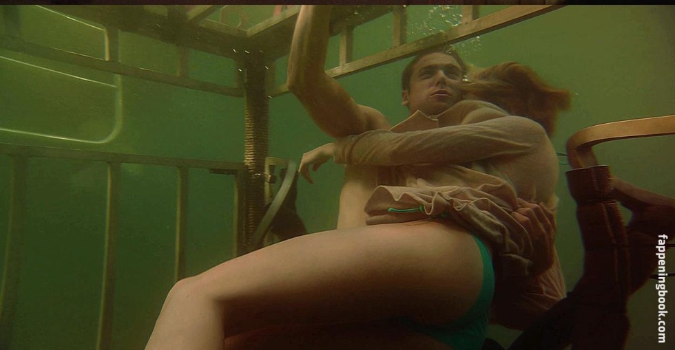 Zuzan Drabinov naked