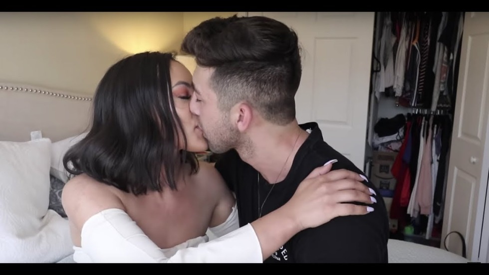 Drunk girls without panties