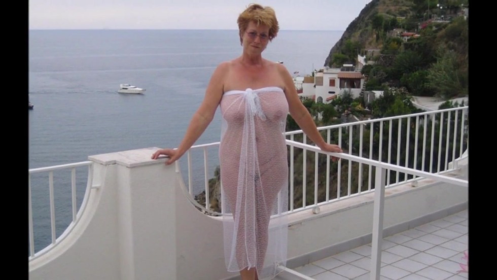 Interracial naked pairs