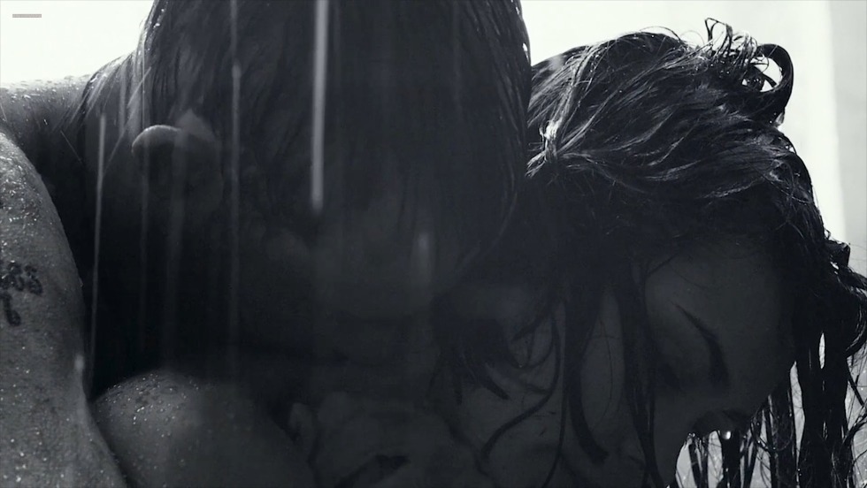 Linda Evandzelist is naked