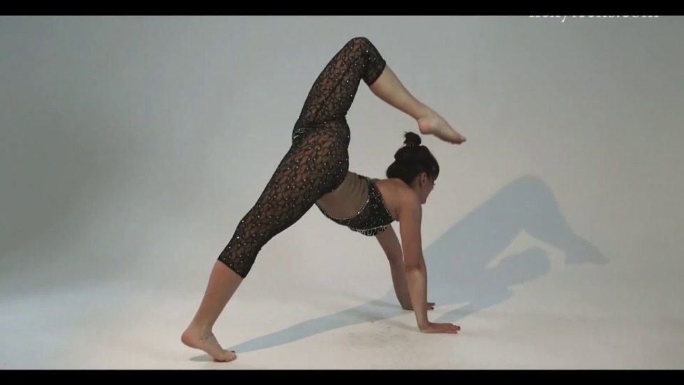 Kuryezes in sports women