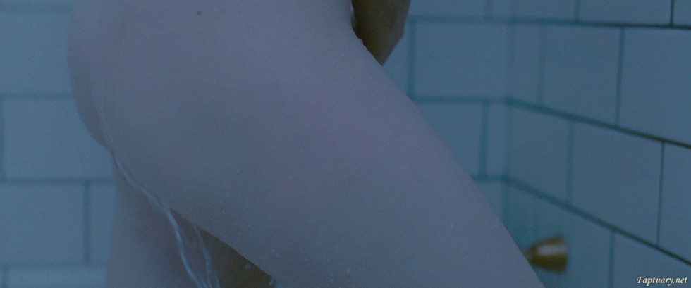 Mia Vasikovsk is hot