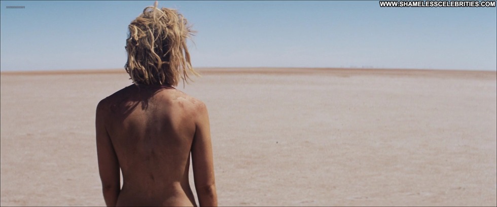 Mia Vasikovsk Erotic photos