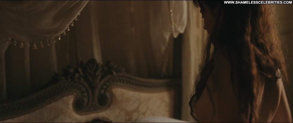 Mia Vasikovsk Bova Naked