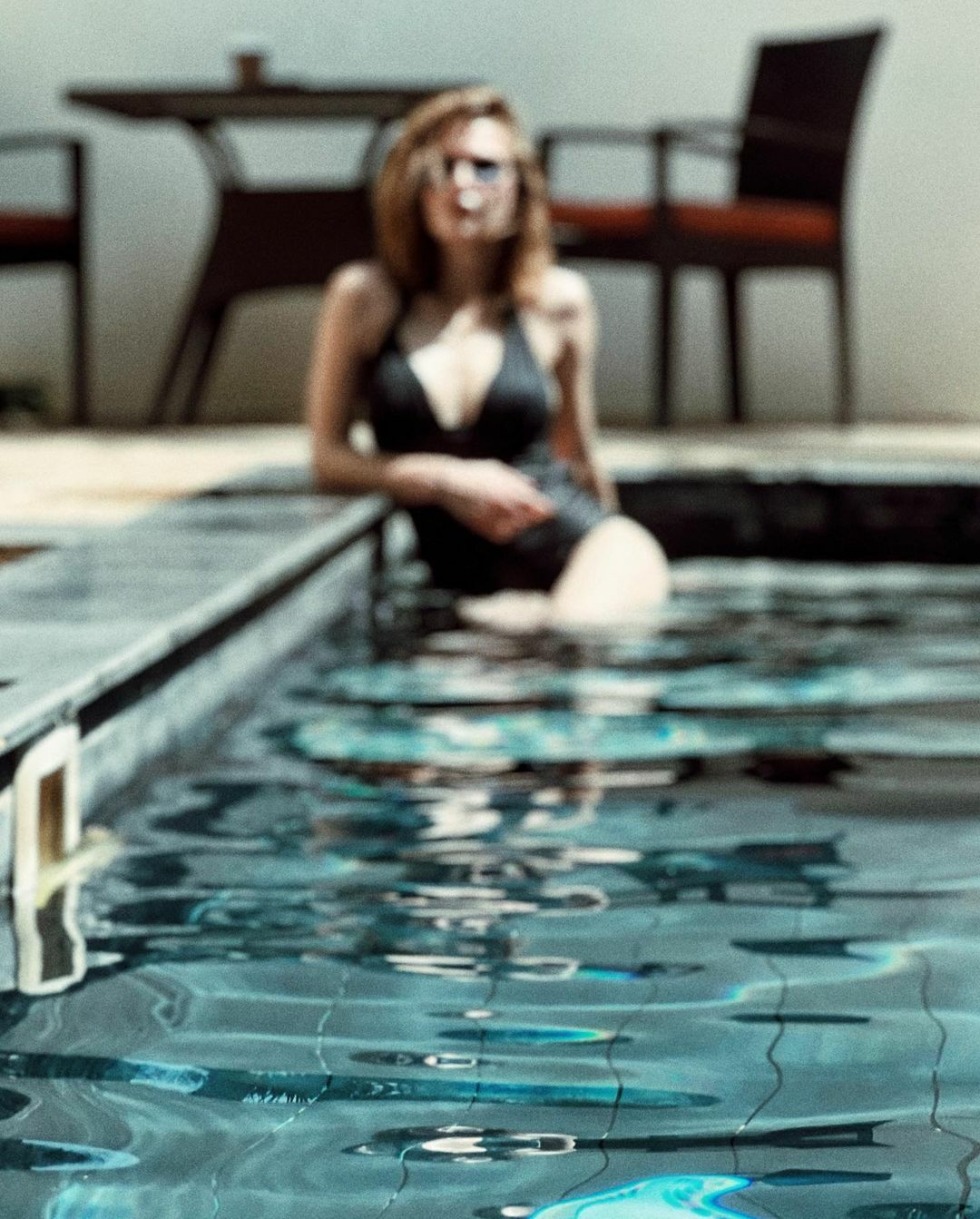 Sarah Shahi Mike Fogel