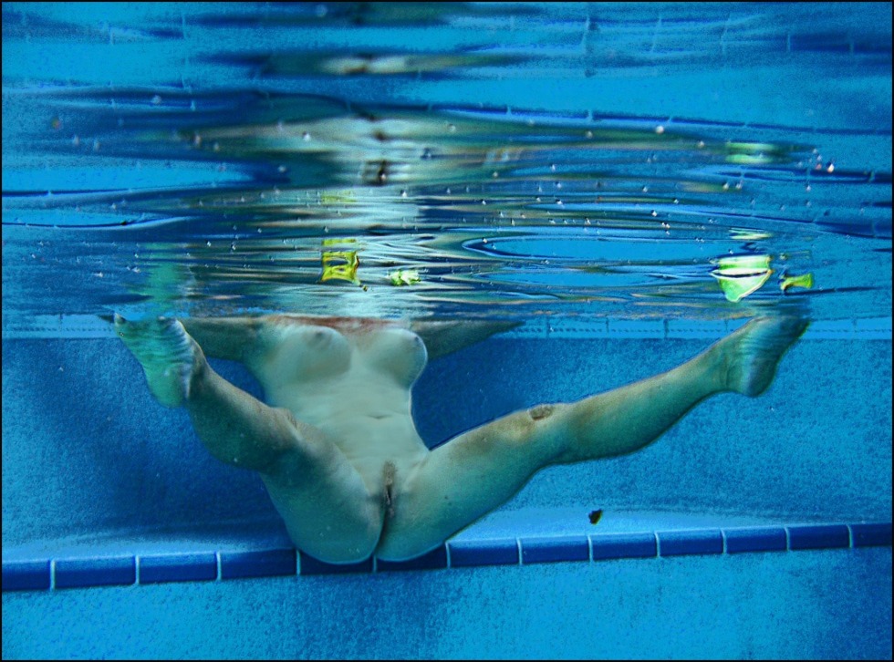 Synchronized swimming naked