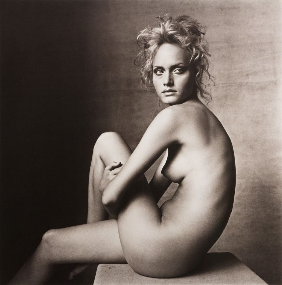 Amber Valletta is hot