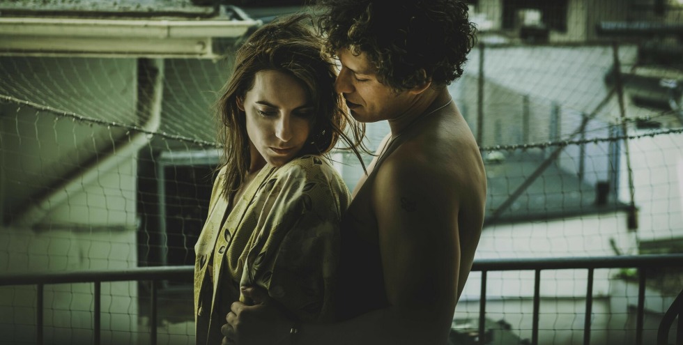 Antier Trace Naked Celebrities