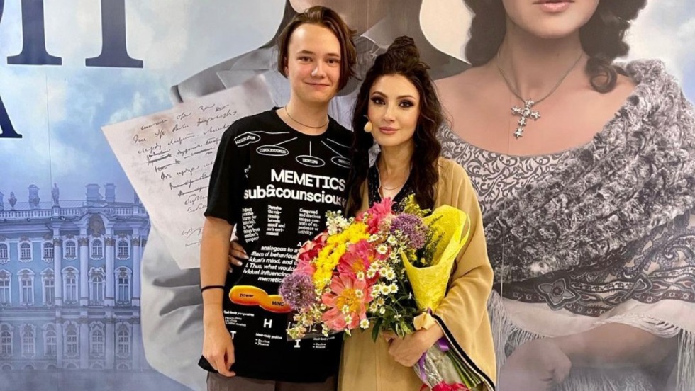 Anastasia Makeeva with a stepson