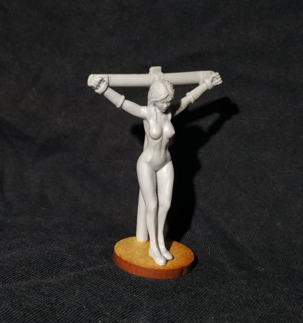 Naked Japanese maids