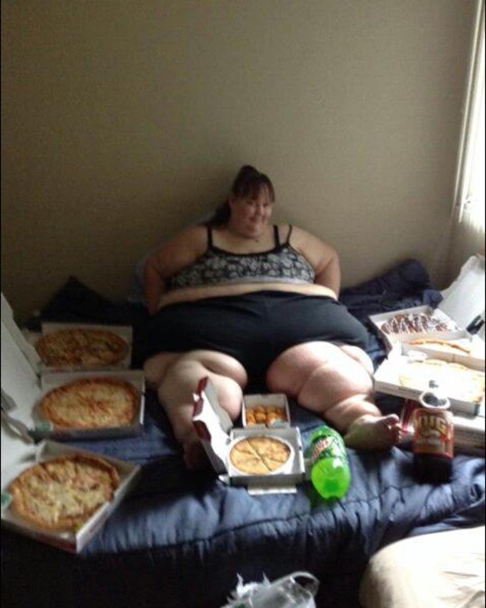 Wallpaper on the phone in the style of Fonca