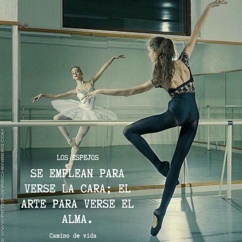 Stock-Photo-Modern-Ballet-Dancer-Contemporary-Ballet-FLexible-Man-SHOTIO-ShOTIO-SHOTIO-1538125766