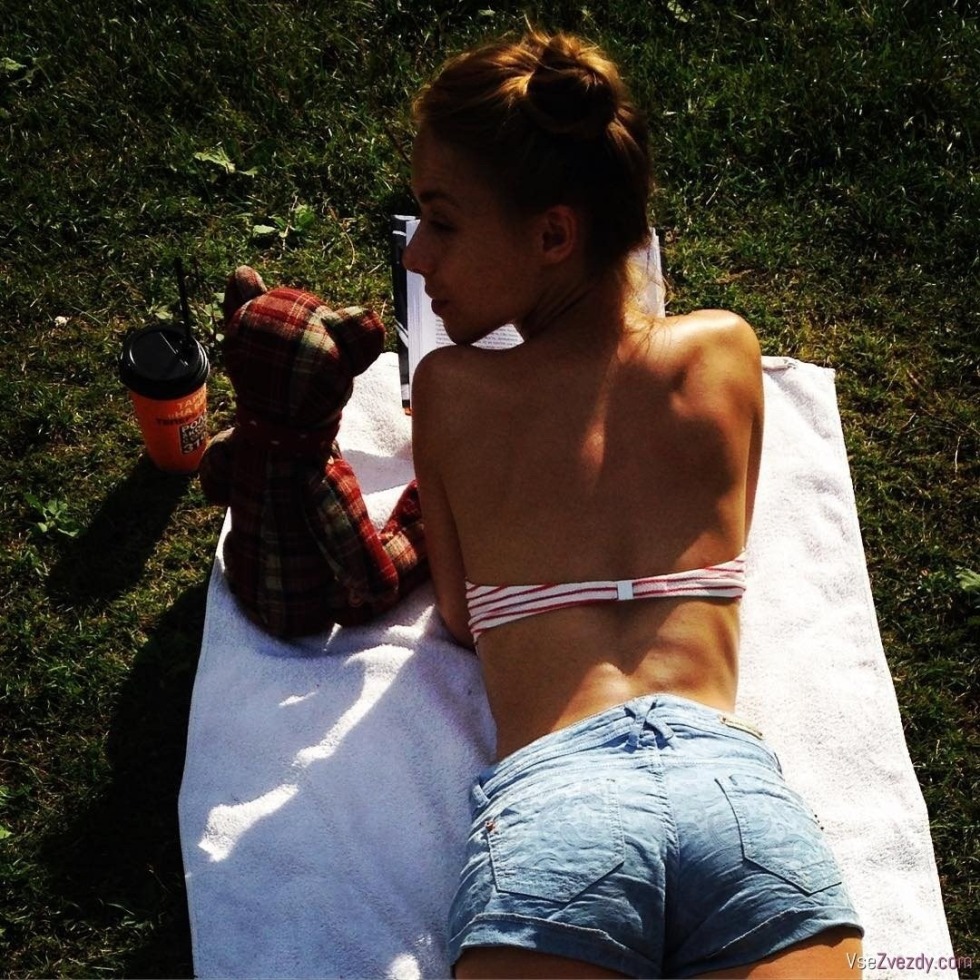 Naked actress Rina Grishina