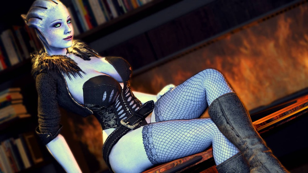 Lilith Fat Brown-Haired