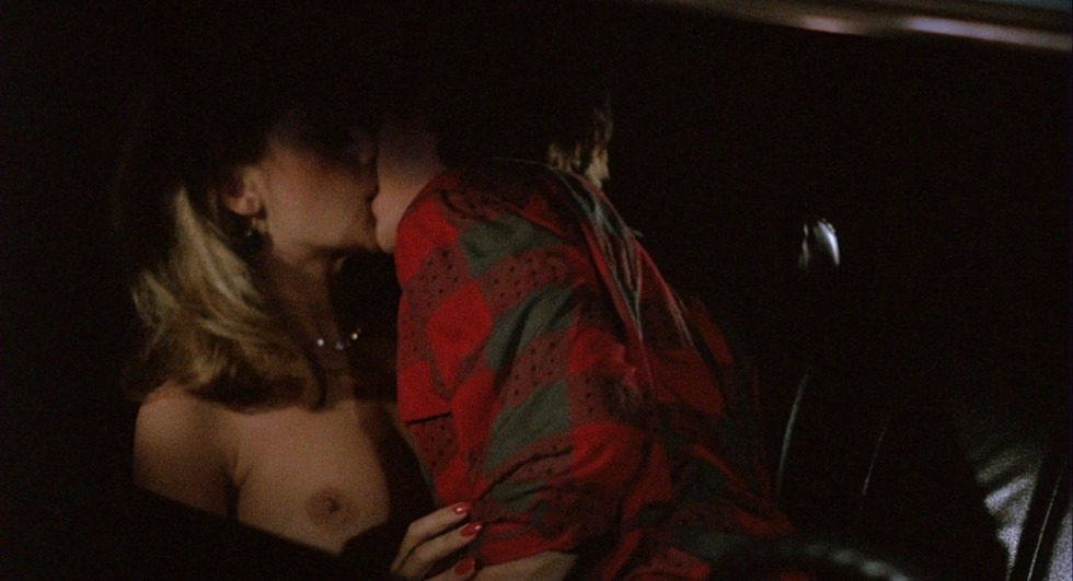 Kelly Preston Nudenka