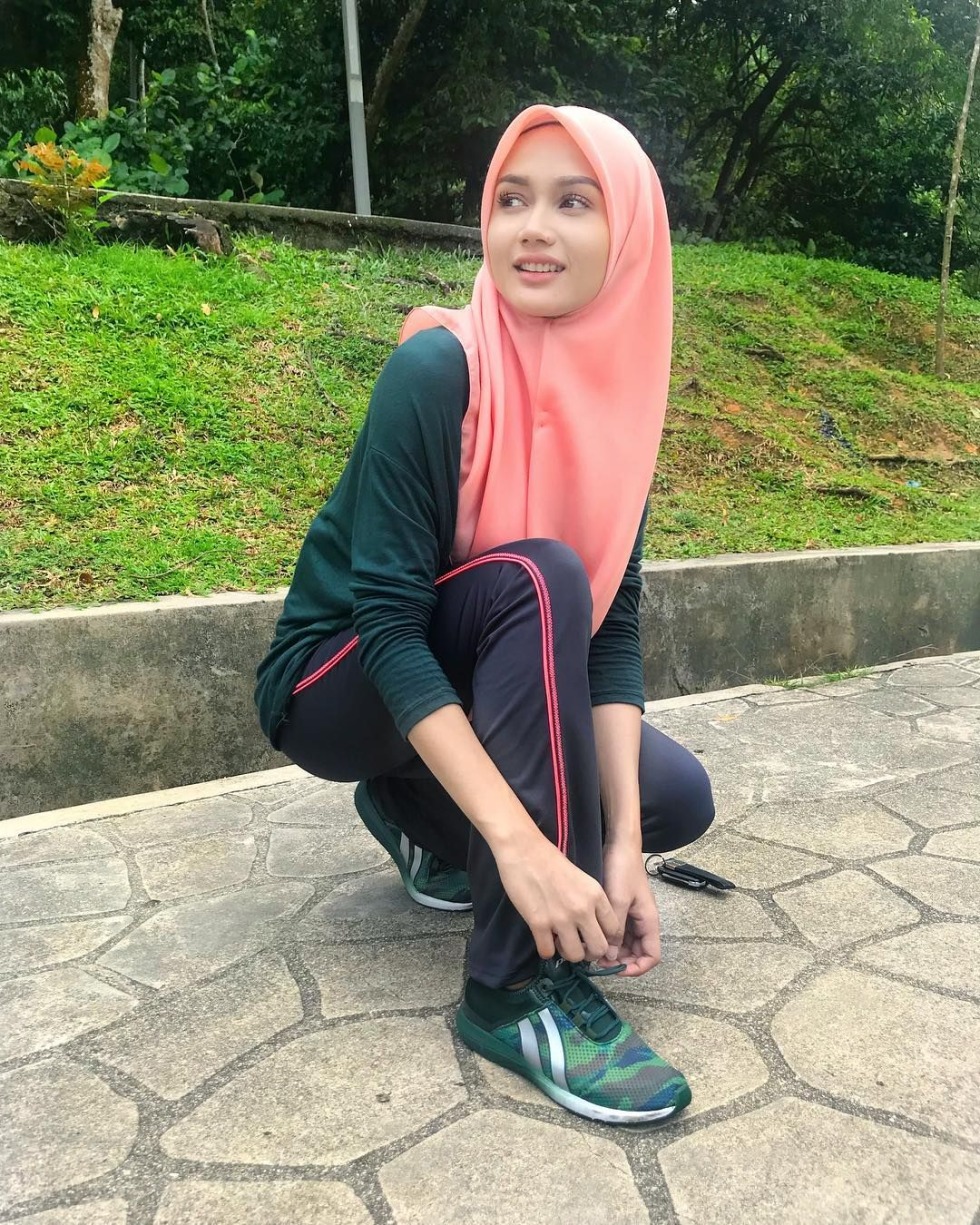 Zarema Irzakhanov without a hijab