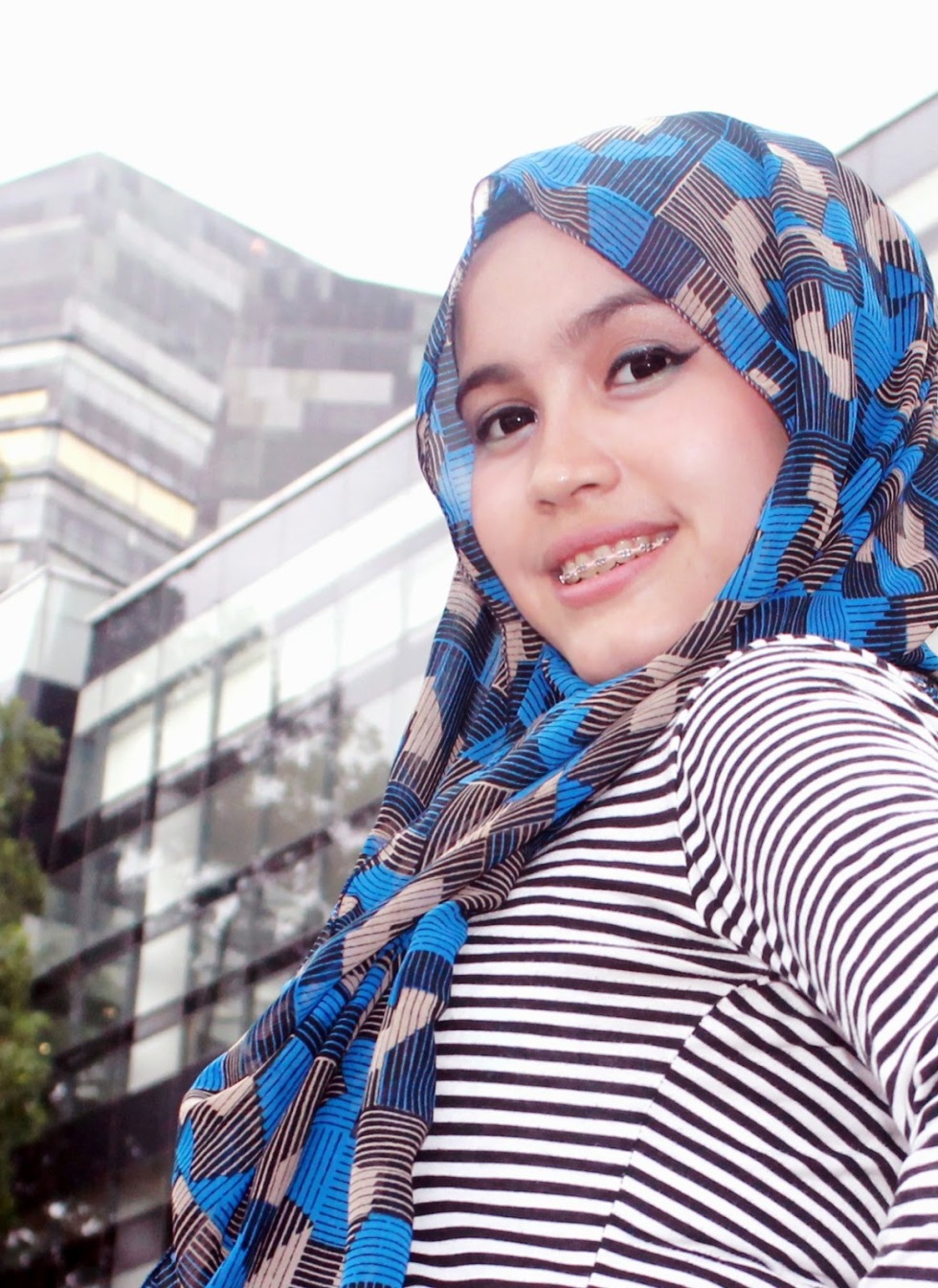 Gadis Hijab Senam